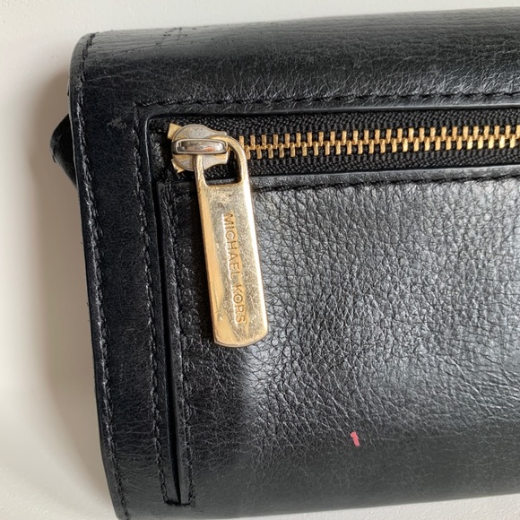 Michael Kors Collection Pebbled Leather Wallet Black Gold Hardware - Picture 5 of 12